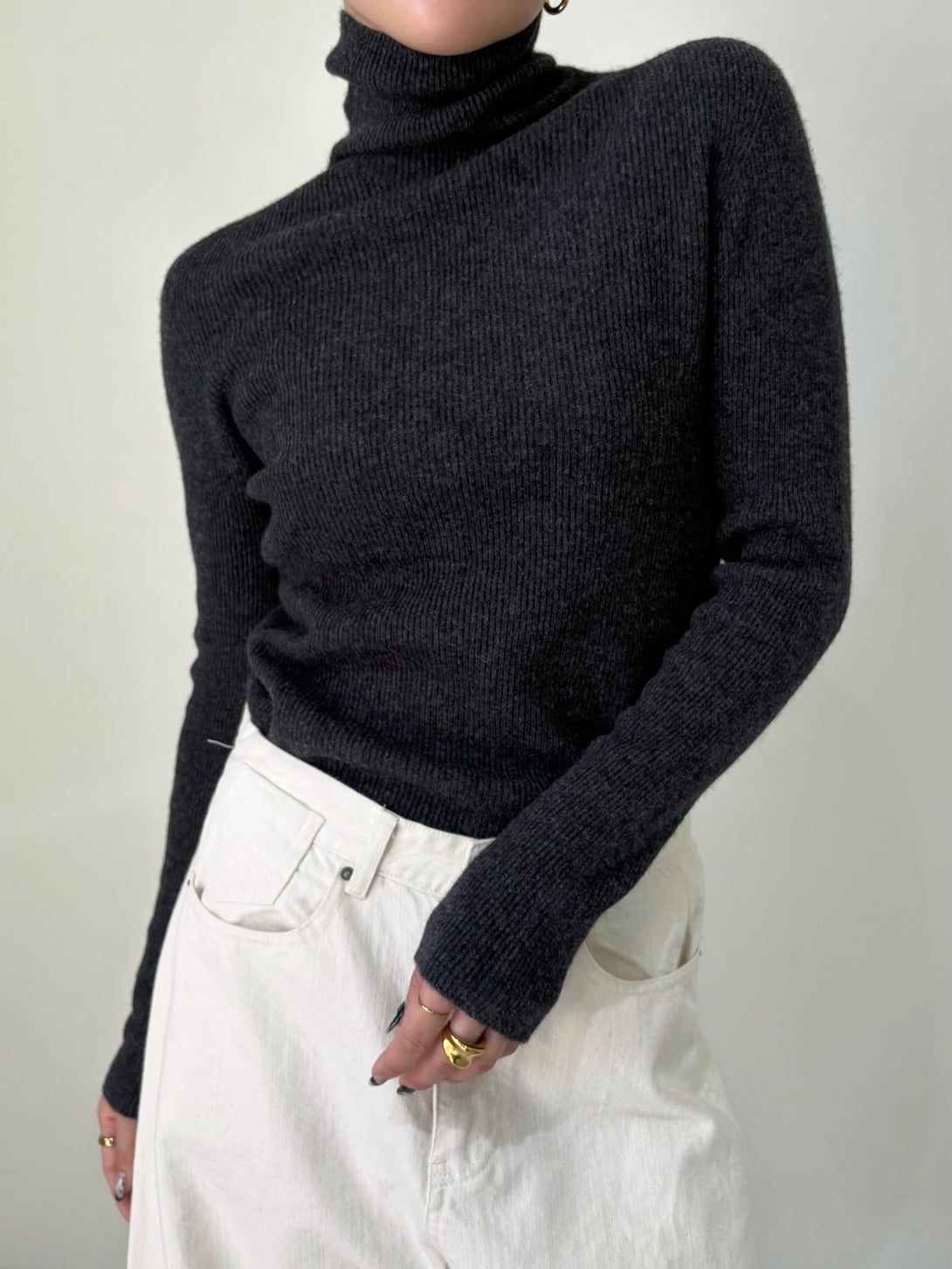 model 155cm / size free