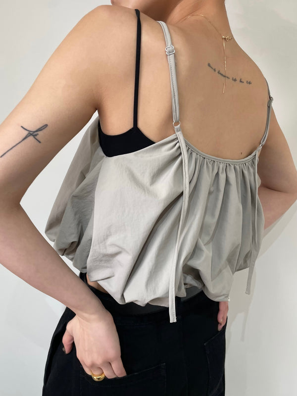 BACK OPEN BALLOON CAMISOLE