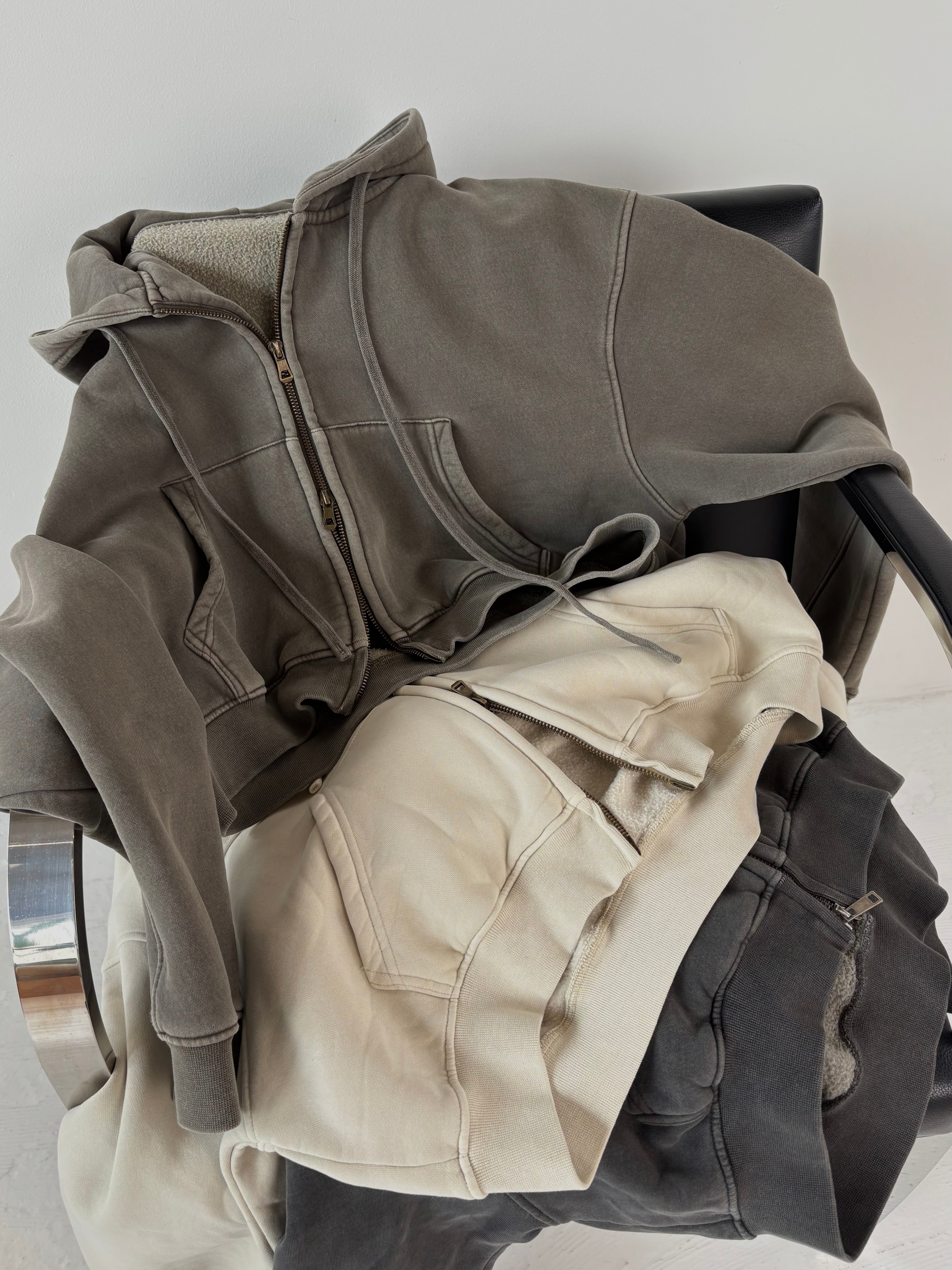 トップス efu VINTAGE SHORT HOODIE VINTAGE SHORT HOODIE | efu(エフ)official通販サイト – efu official