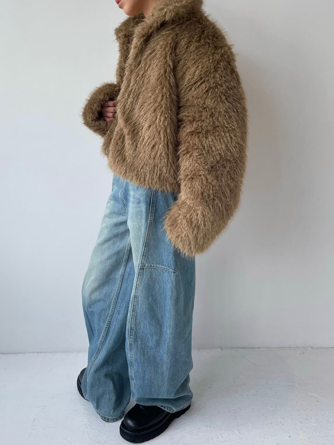 model 155cm / size free