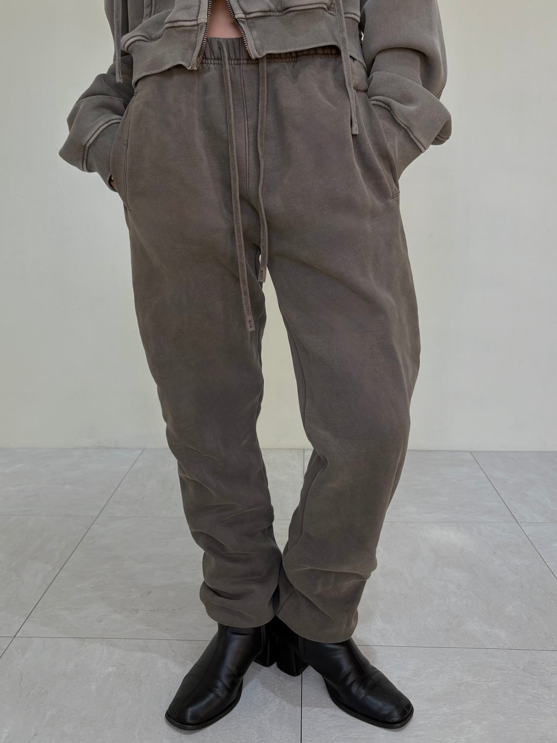 model 155cm / size S