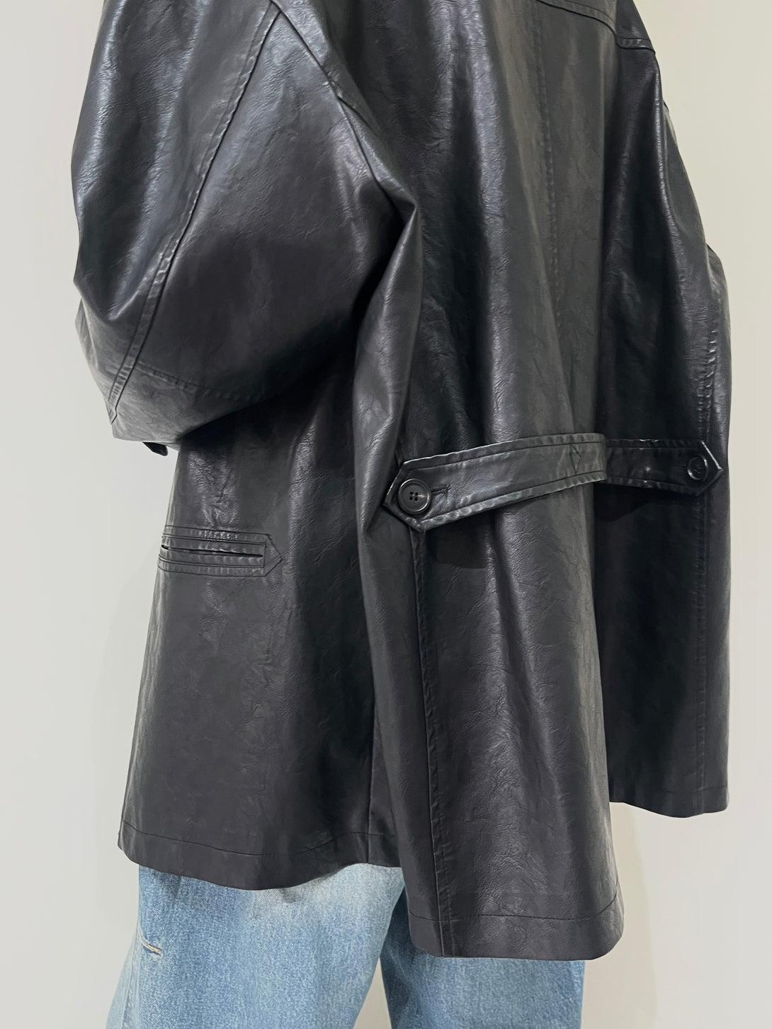 model 155cm / size free