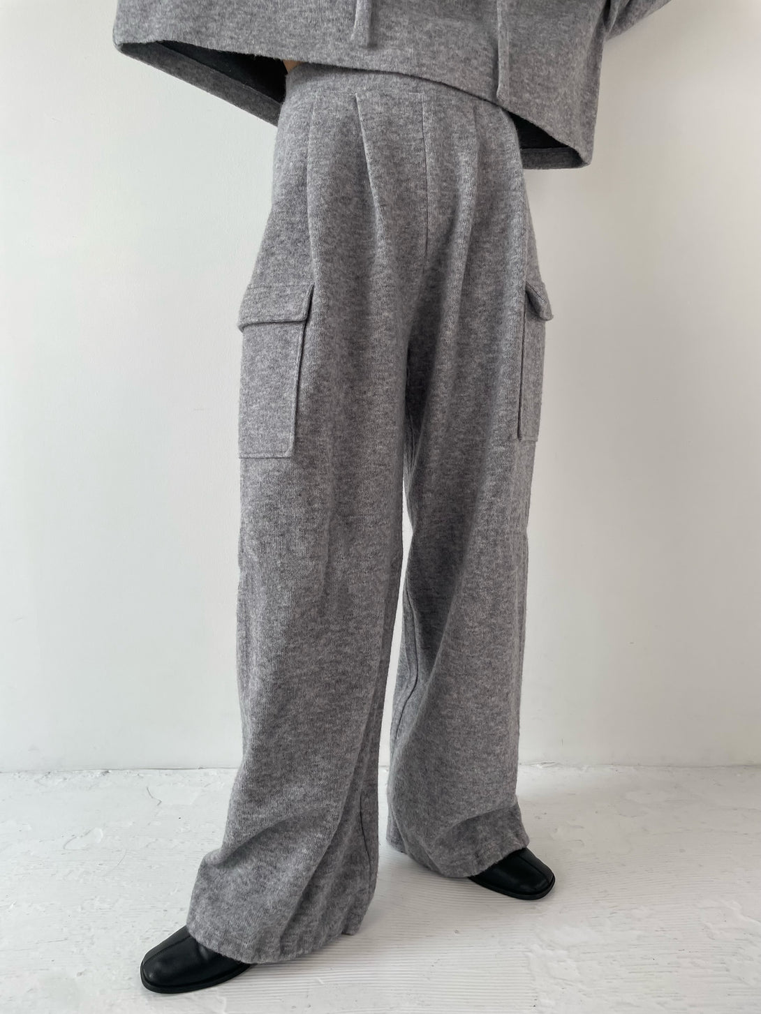 model 155cm / size free