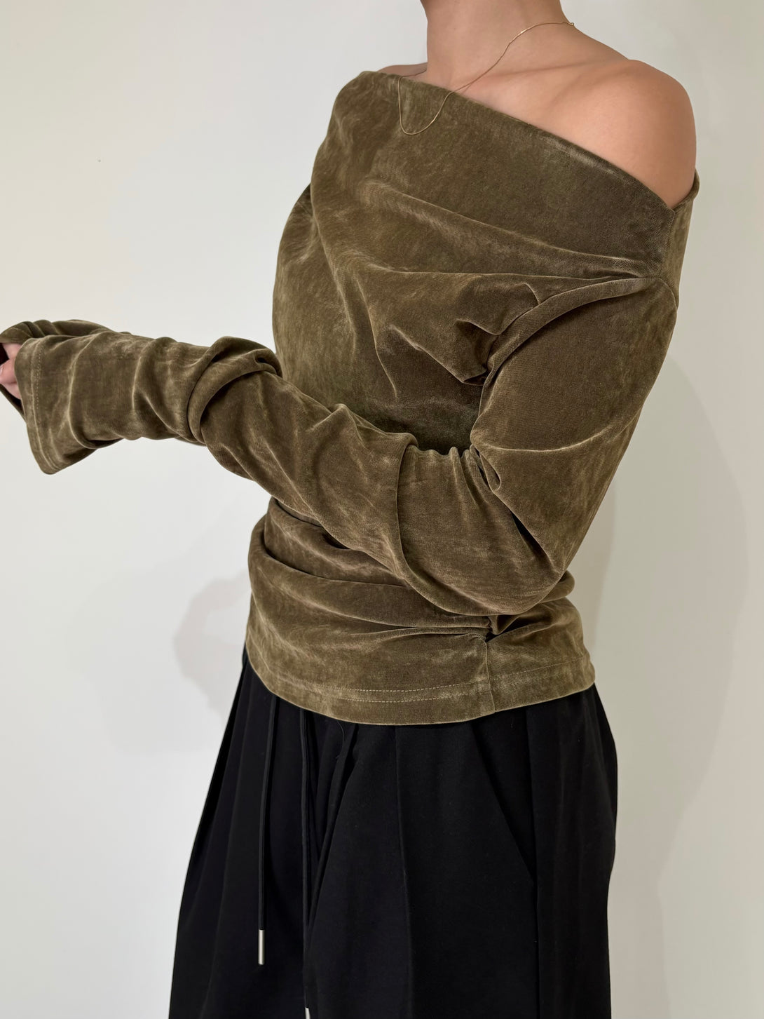 model 155cm / size free