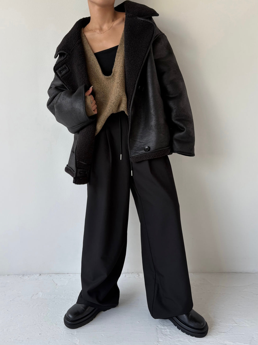 model 155cm / size free