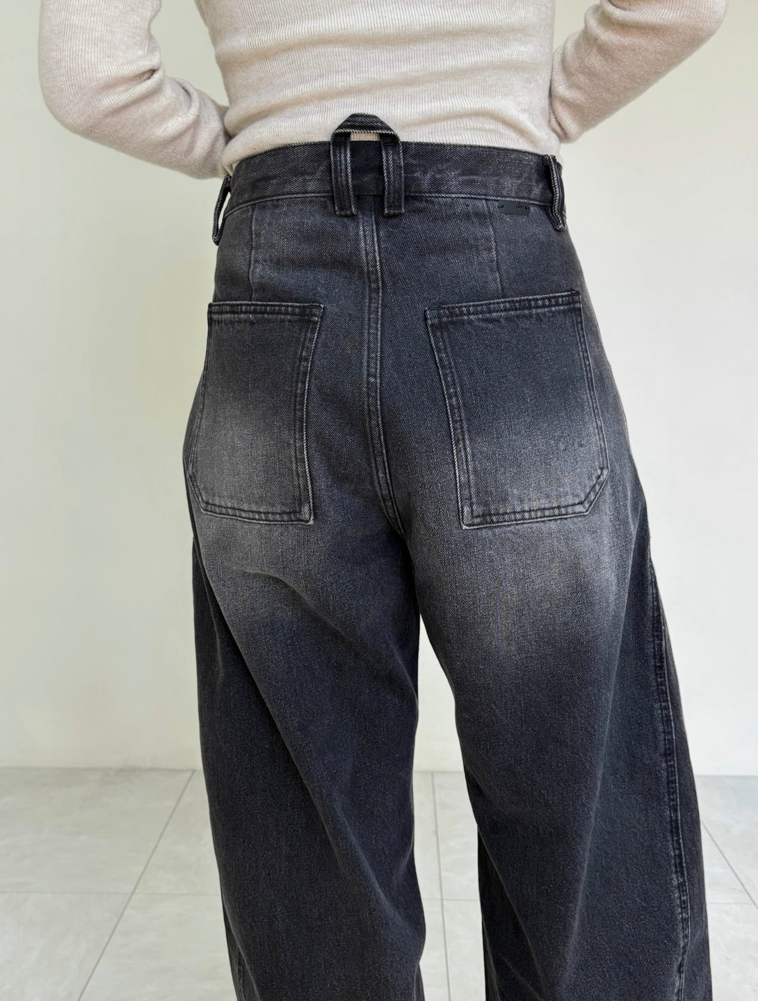 model 160cm / size M