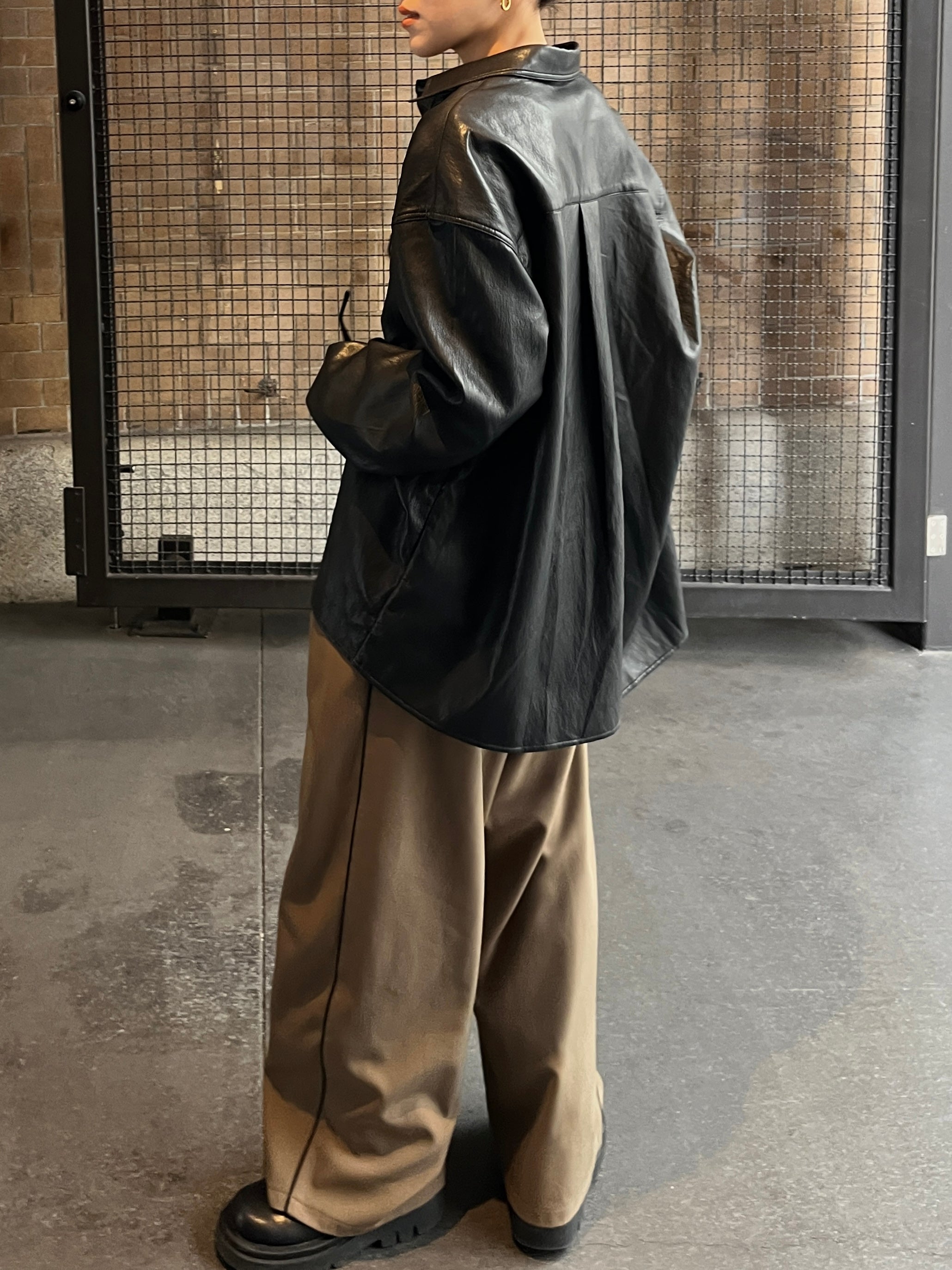 LINE LOOSE TUCK PANTS | efu(エフ)official通販サイト – efu