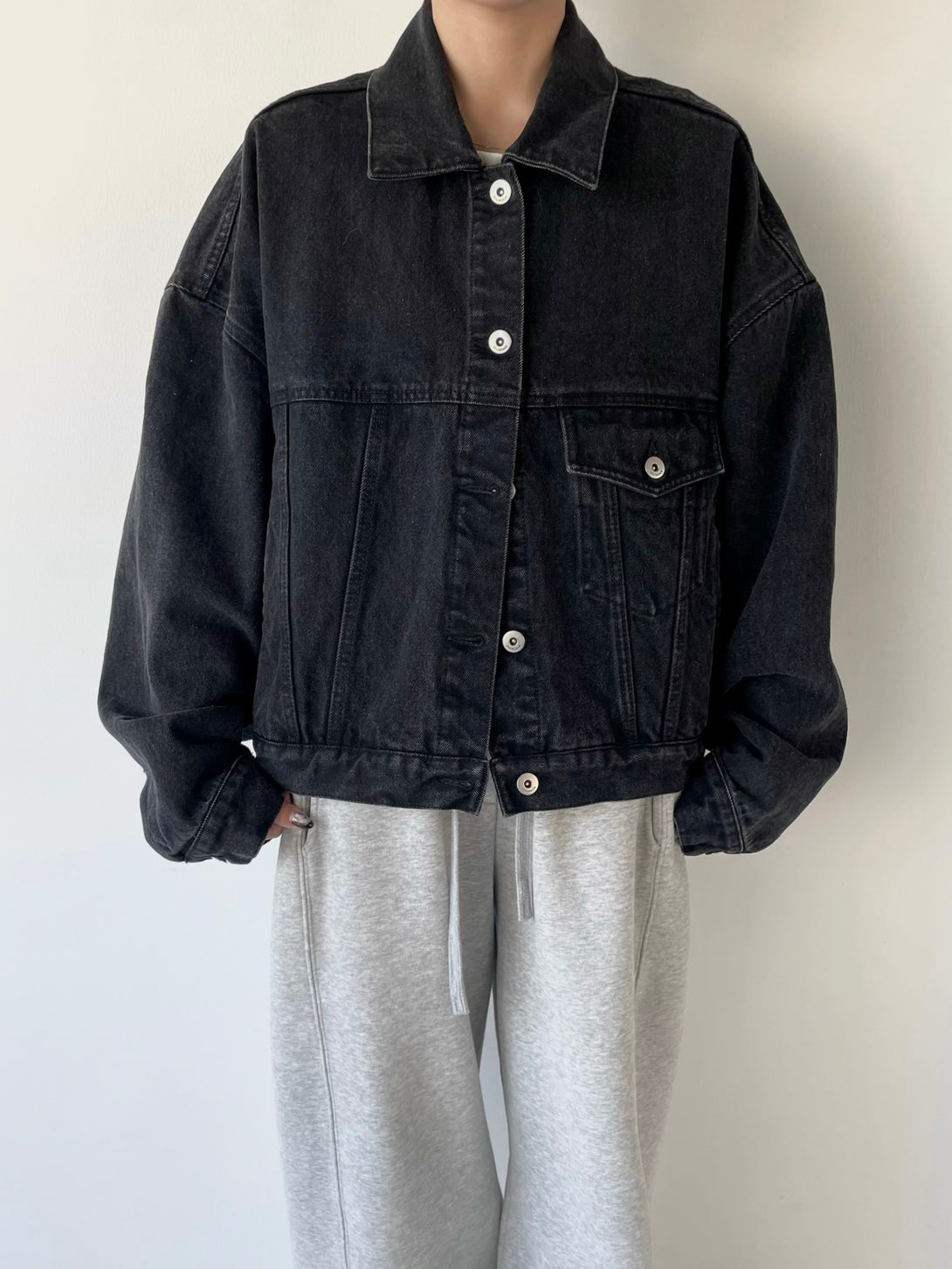 model 155cm / size free