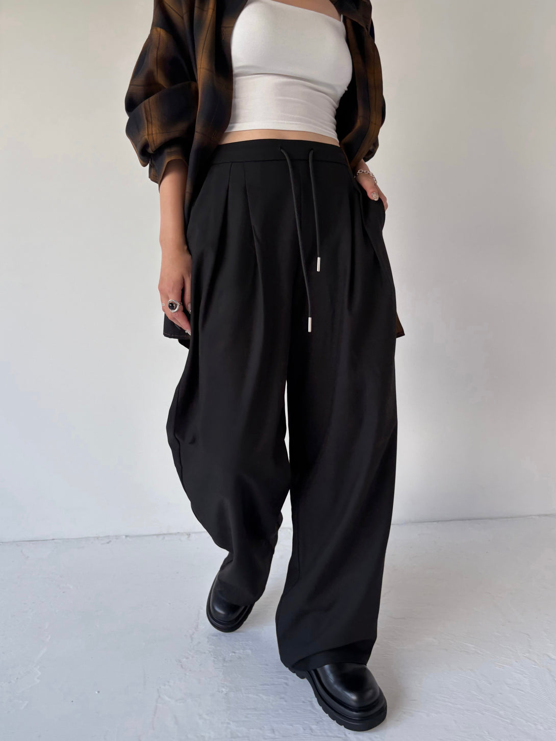 model 160cm / size M
