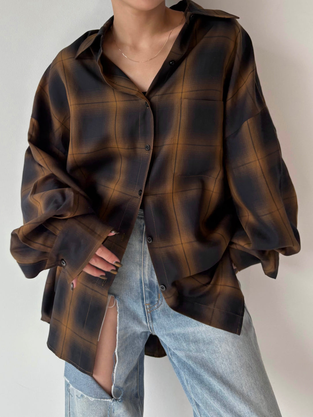 model 155cm / size free