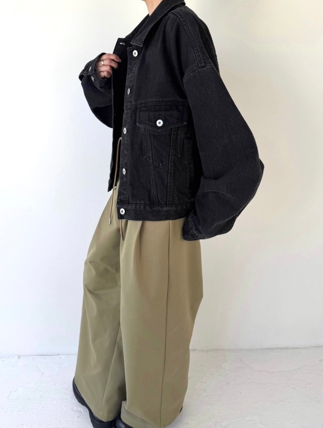 model 155cm / size free