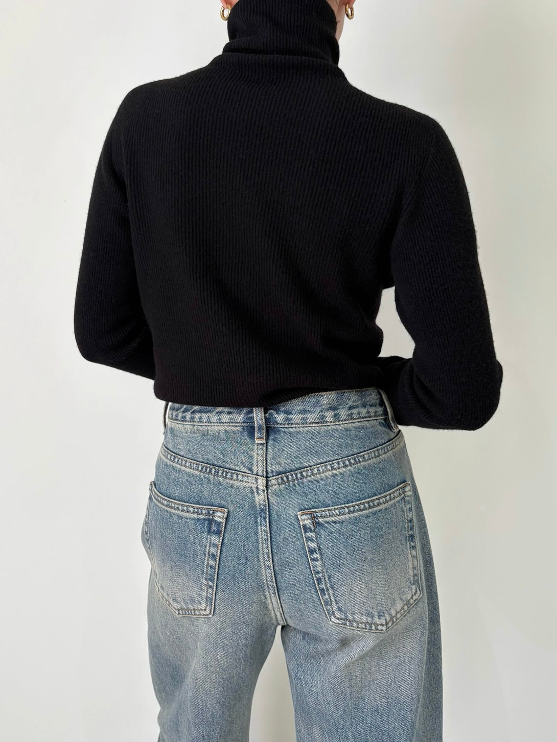 model 155cm / size free