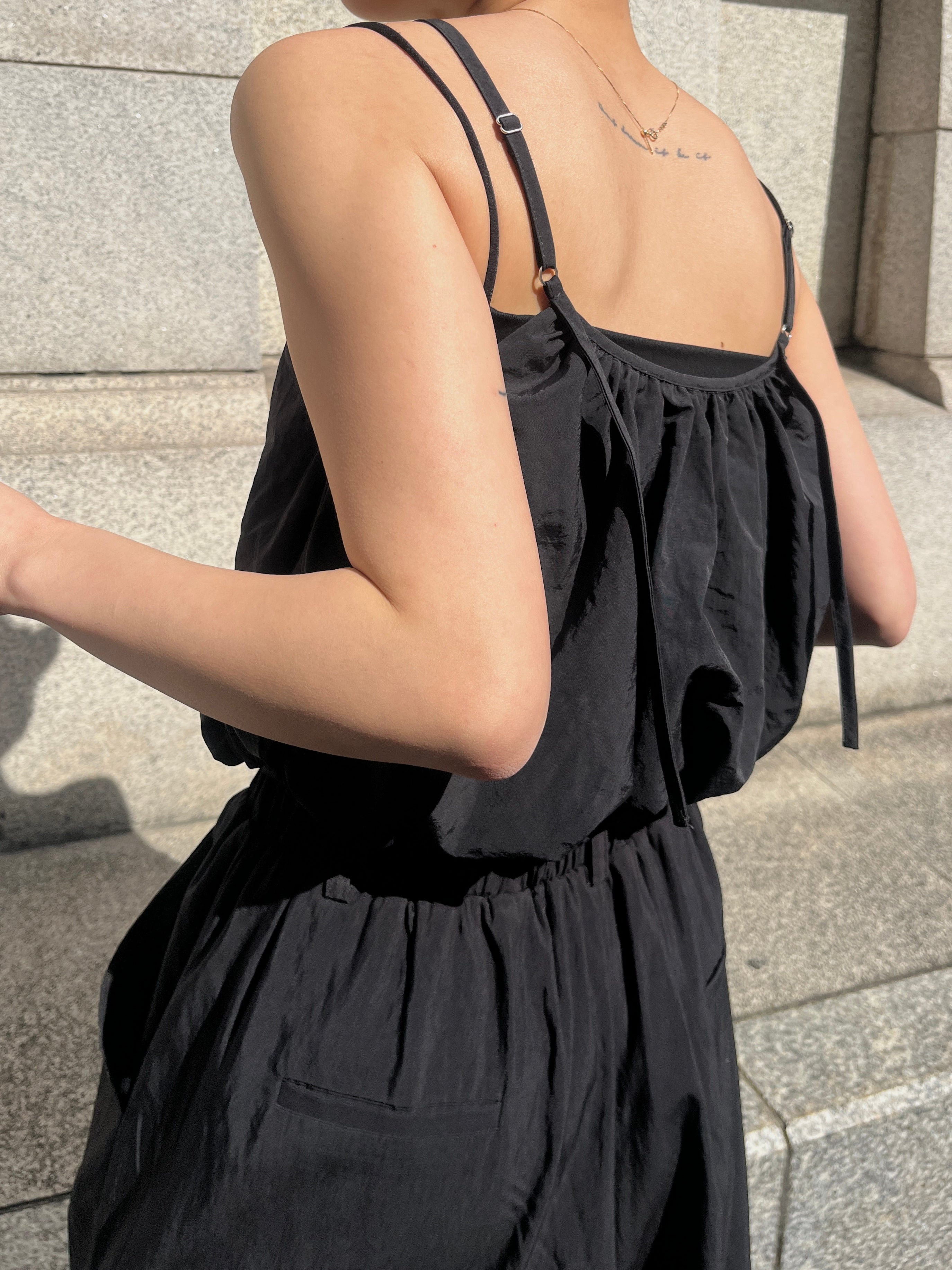 BACK OPEN BALLOON CAMISOLE | efu(エフ)official通販サイト