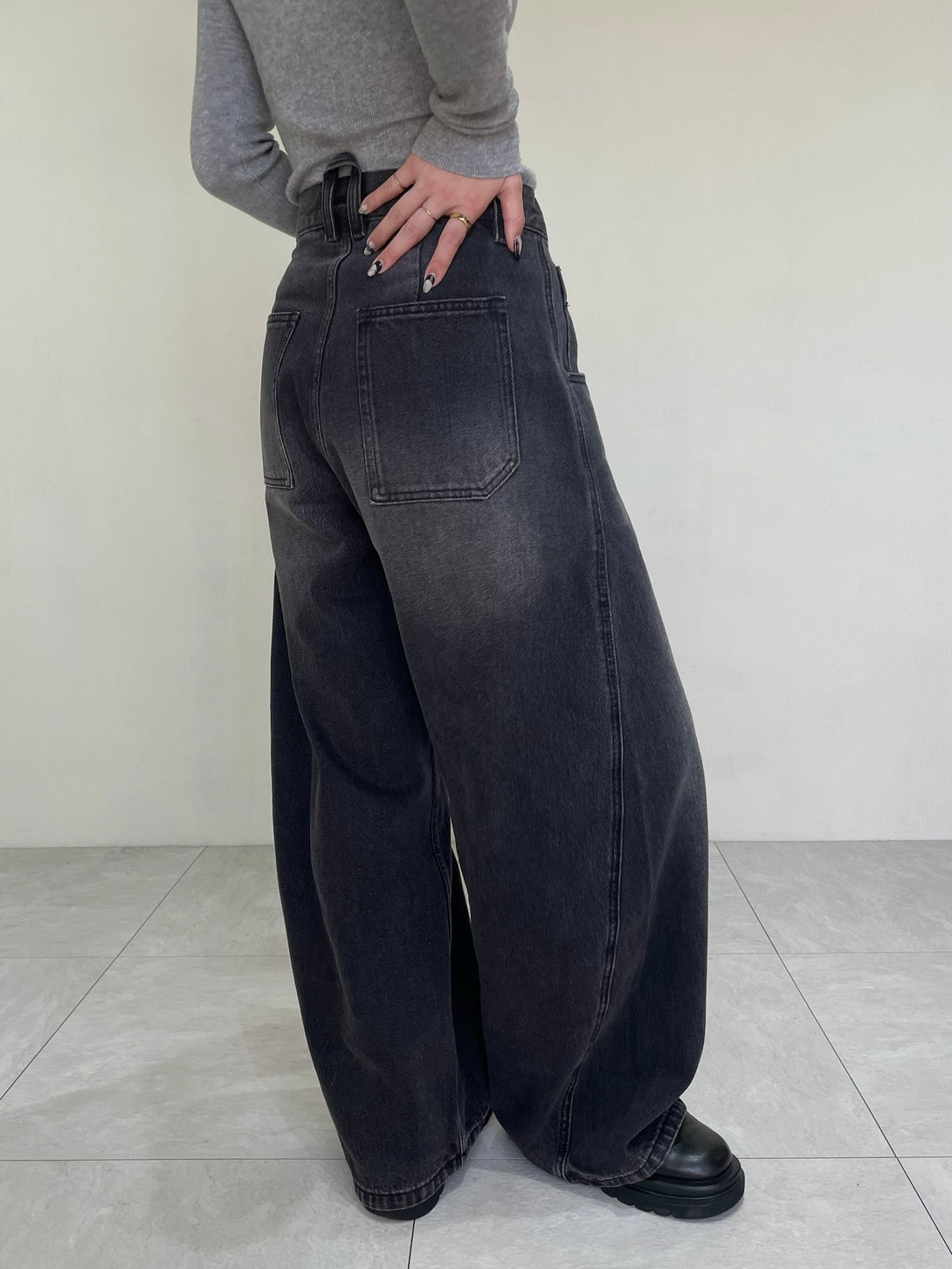 model 155cm / size S