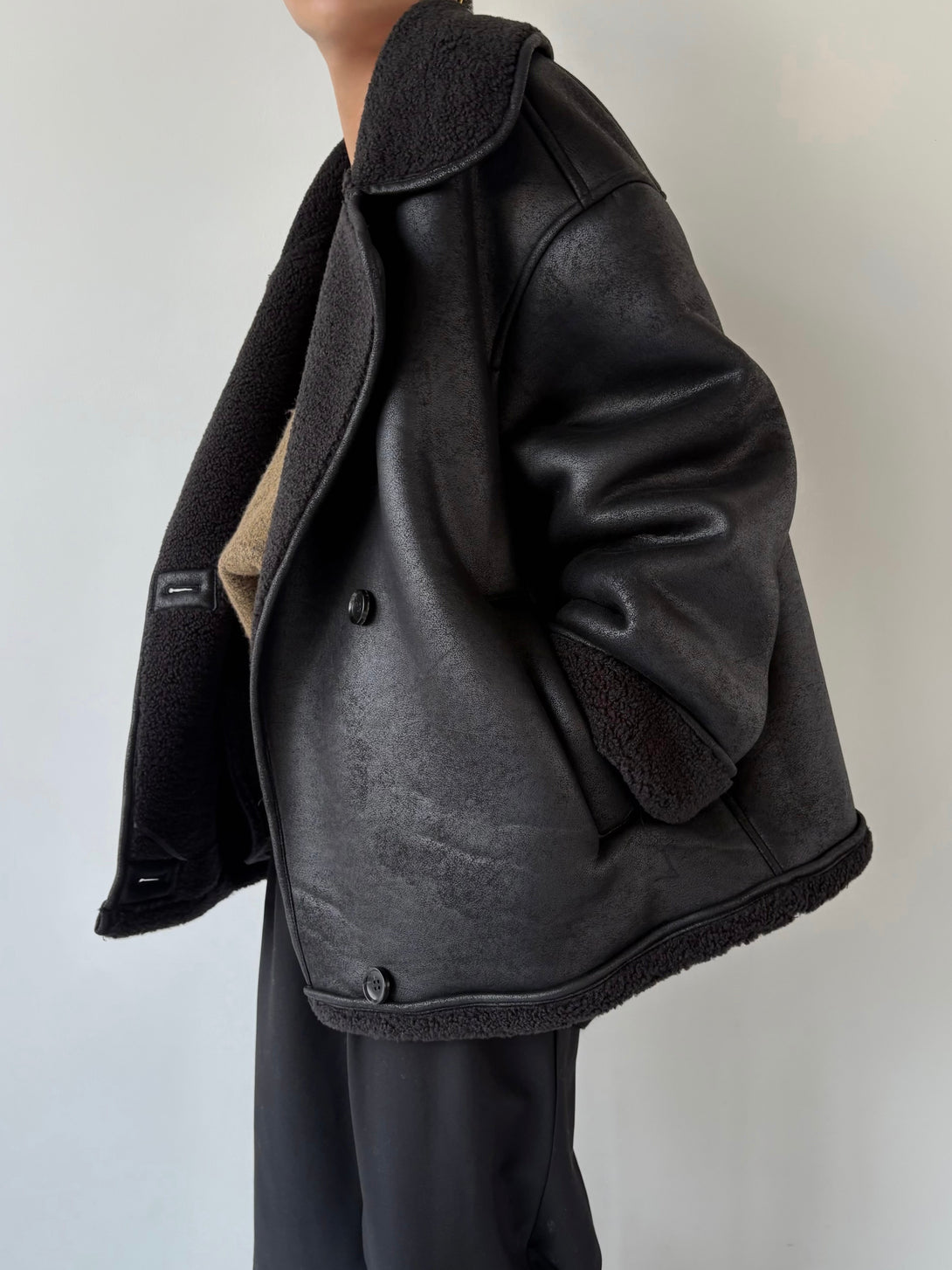model 155cm / size free