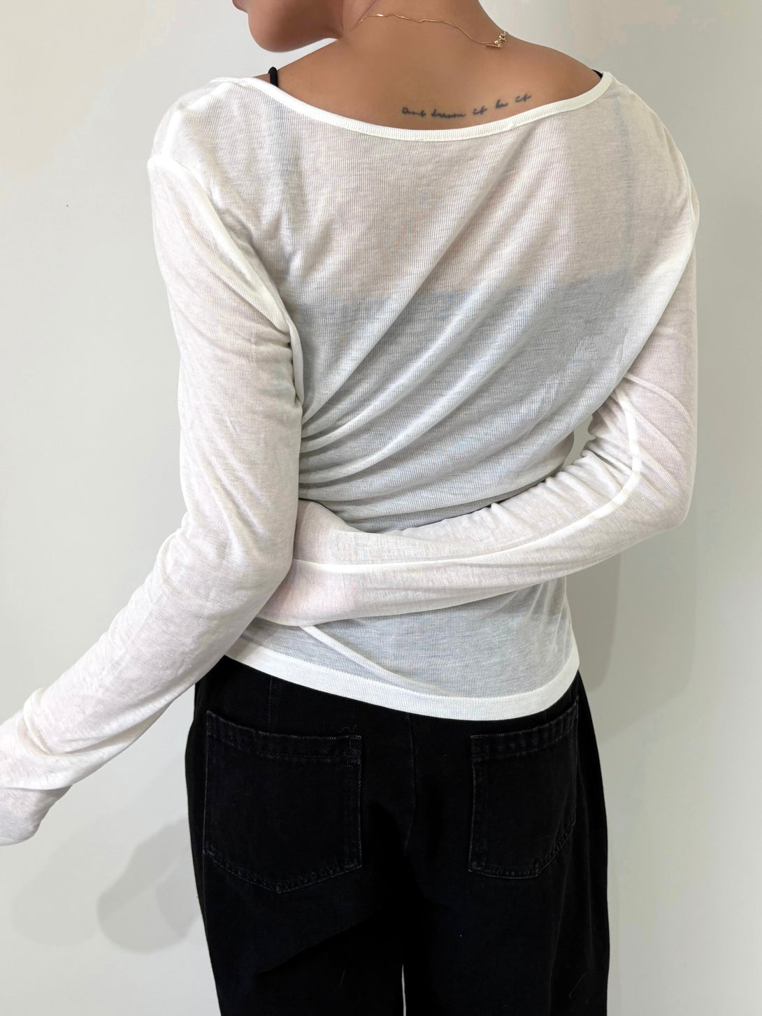 model 155cm / size free