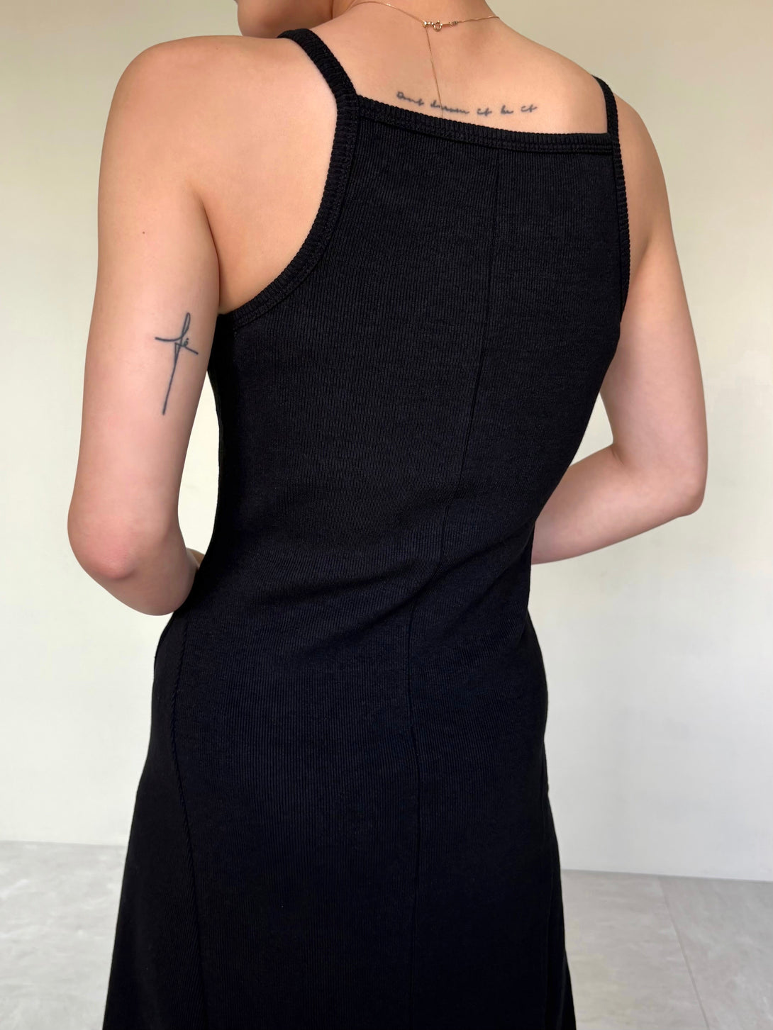 model 155cm / size S