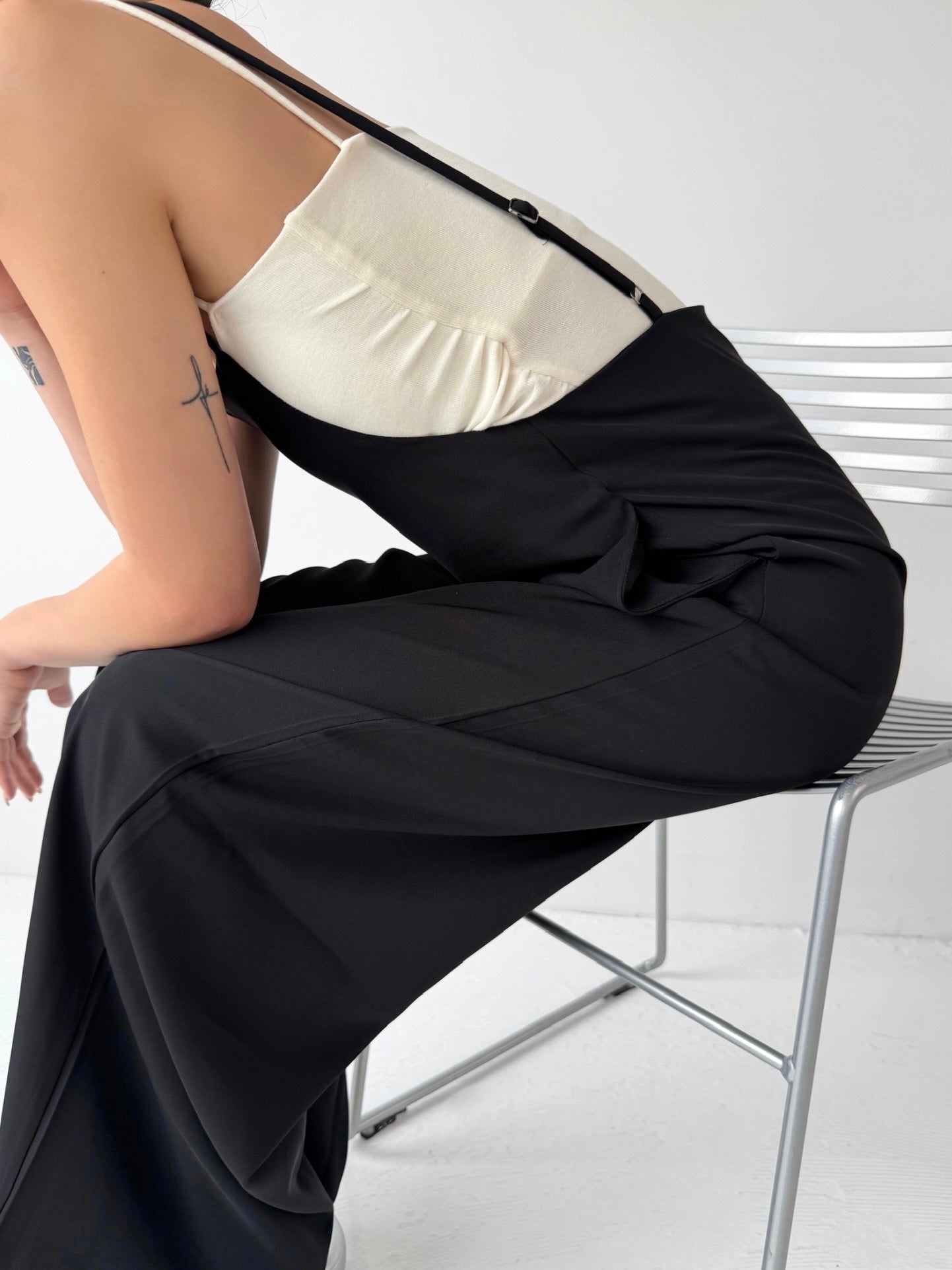MINIMAL CAMISOLE SALOPETTE | efu(エフ)official通販サイト – efu