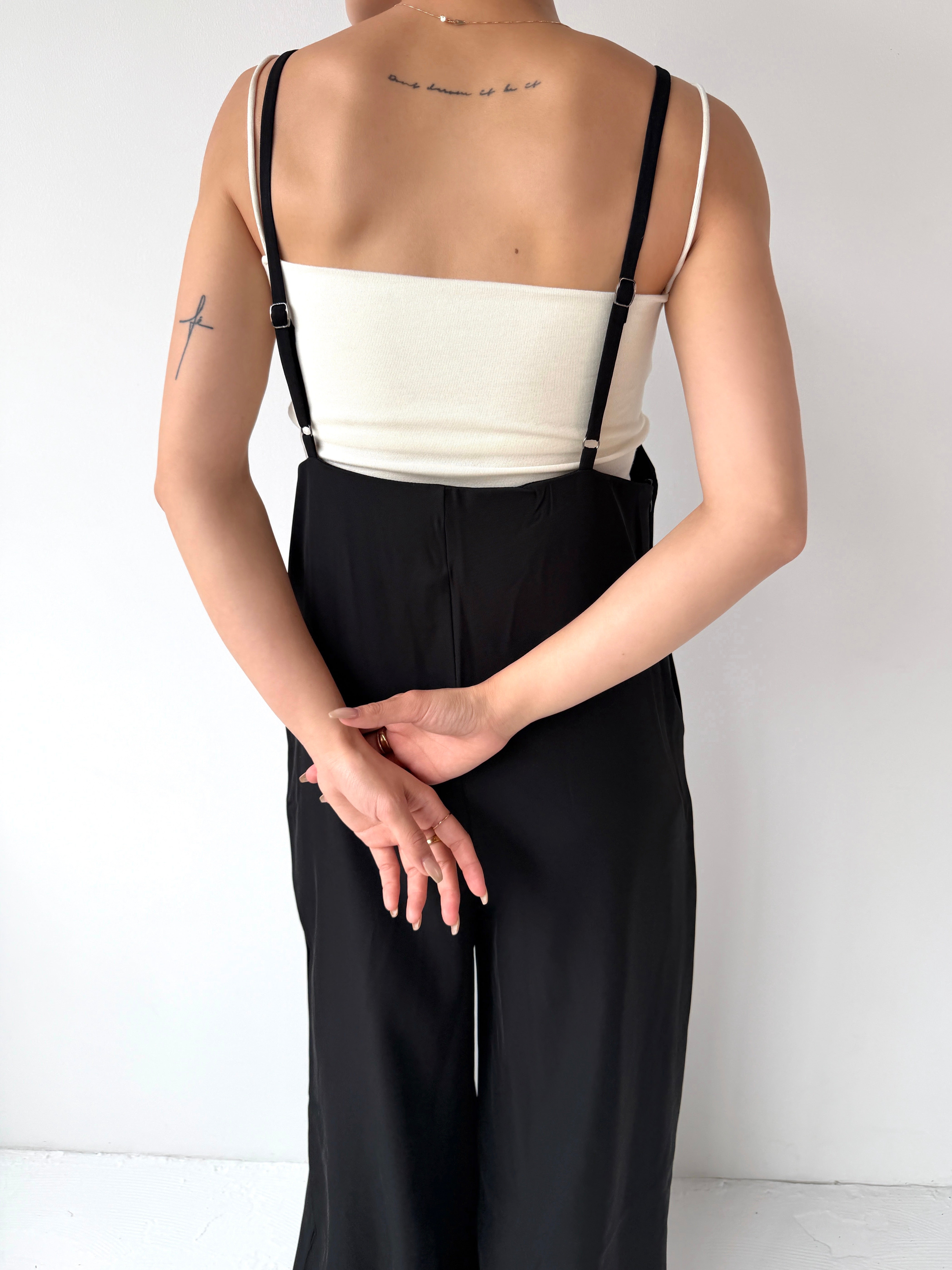 MINIMAL CAMISOLE SALOPETTE | efu(エフ)official通販サイト – efu MINIMAL CAMISOLE SALOPETTE | efu(エフ)official通販サイト – efu