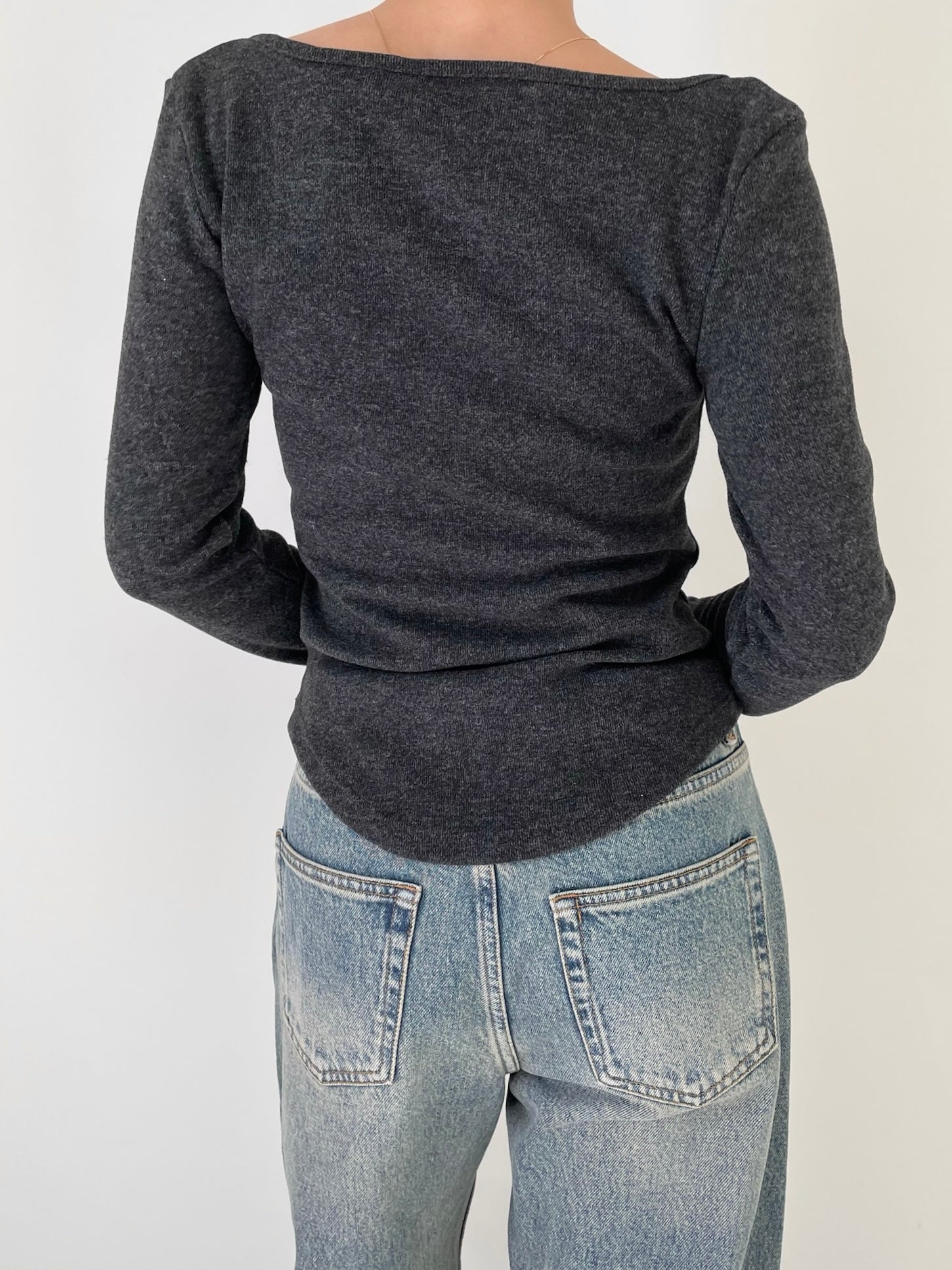 BRUSHED SQUARE NECK TOP | efu(エフ)official通販サイト – efu official