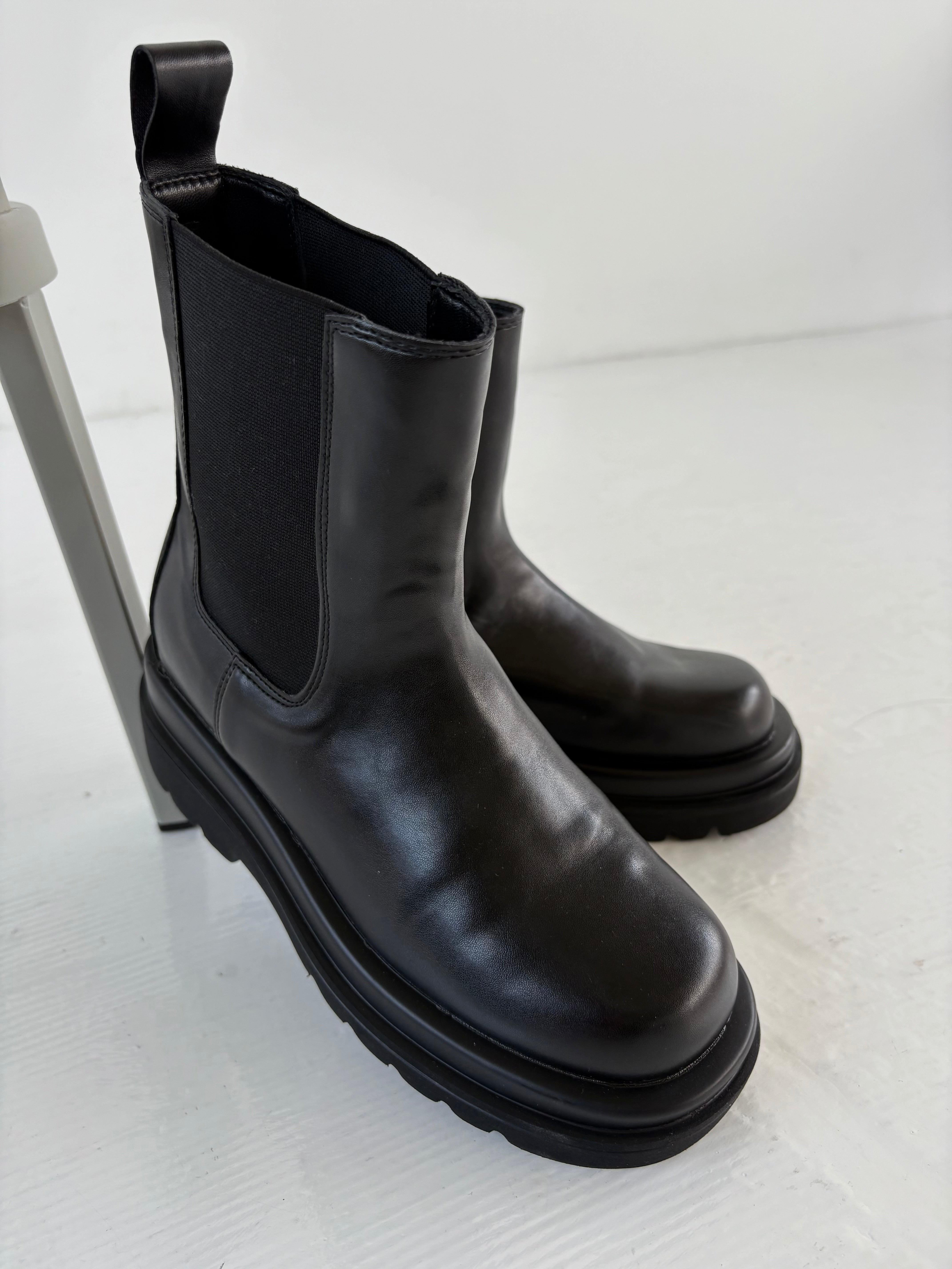PLATFORM SIDE GORE BOOTS | efu(エフ)official通販サイト – efu