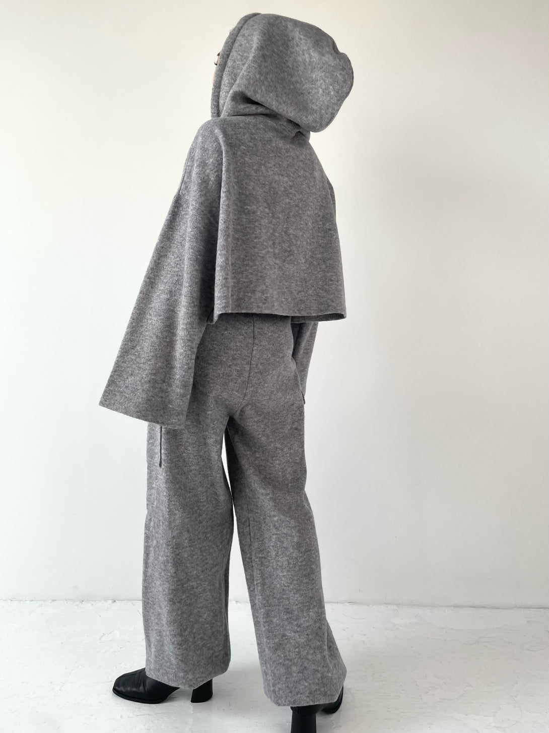 model 155cm / size free