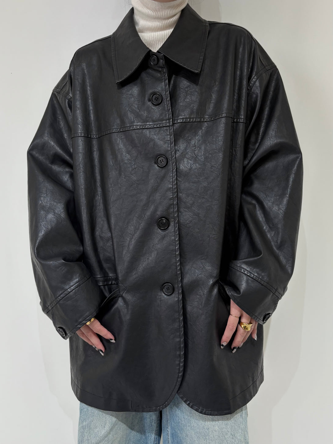 model 155cm / size free