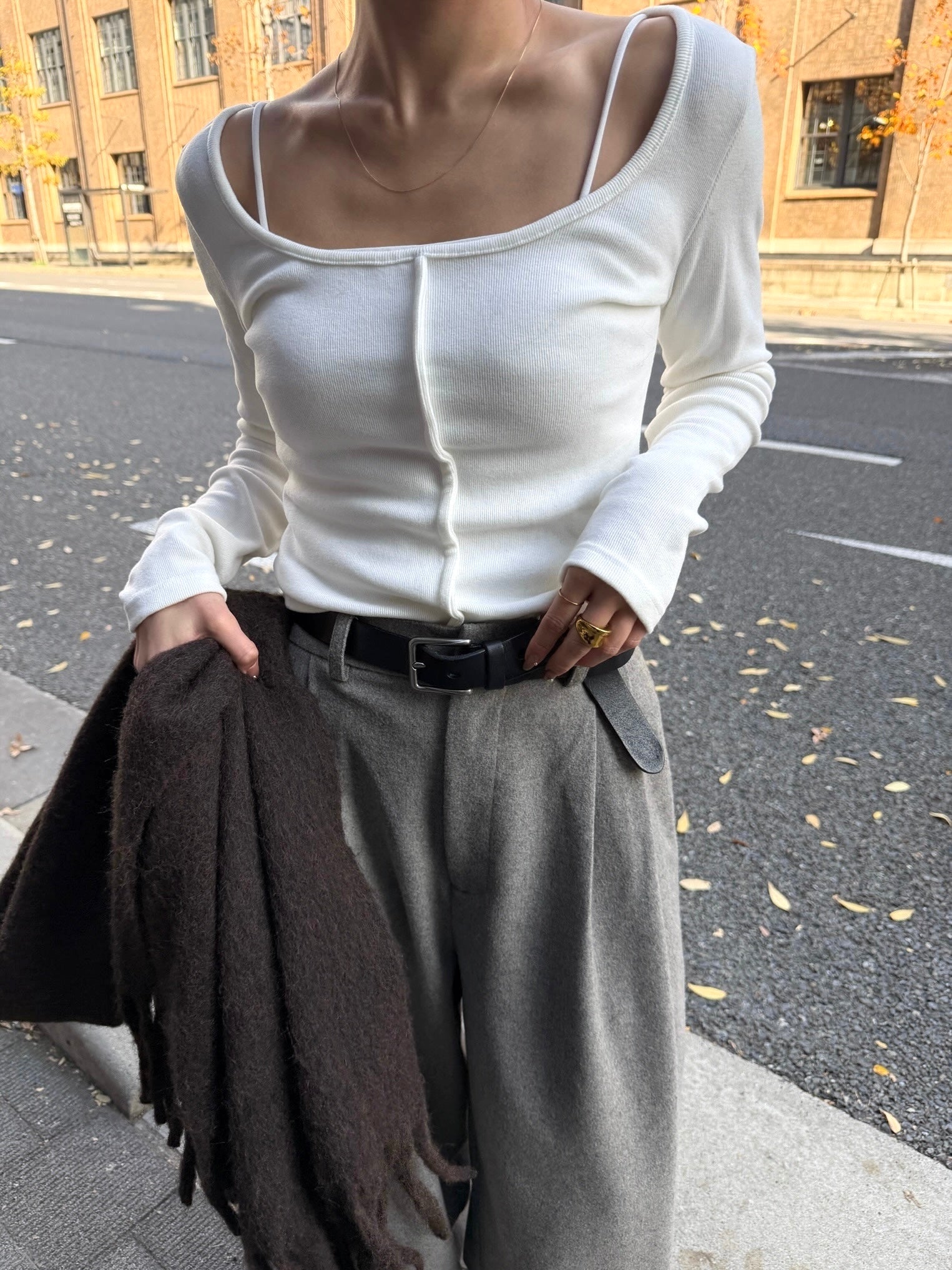 BRUSHED SQUARE NECK TOP | efu(エフ)official通販サイト – efu official