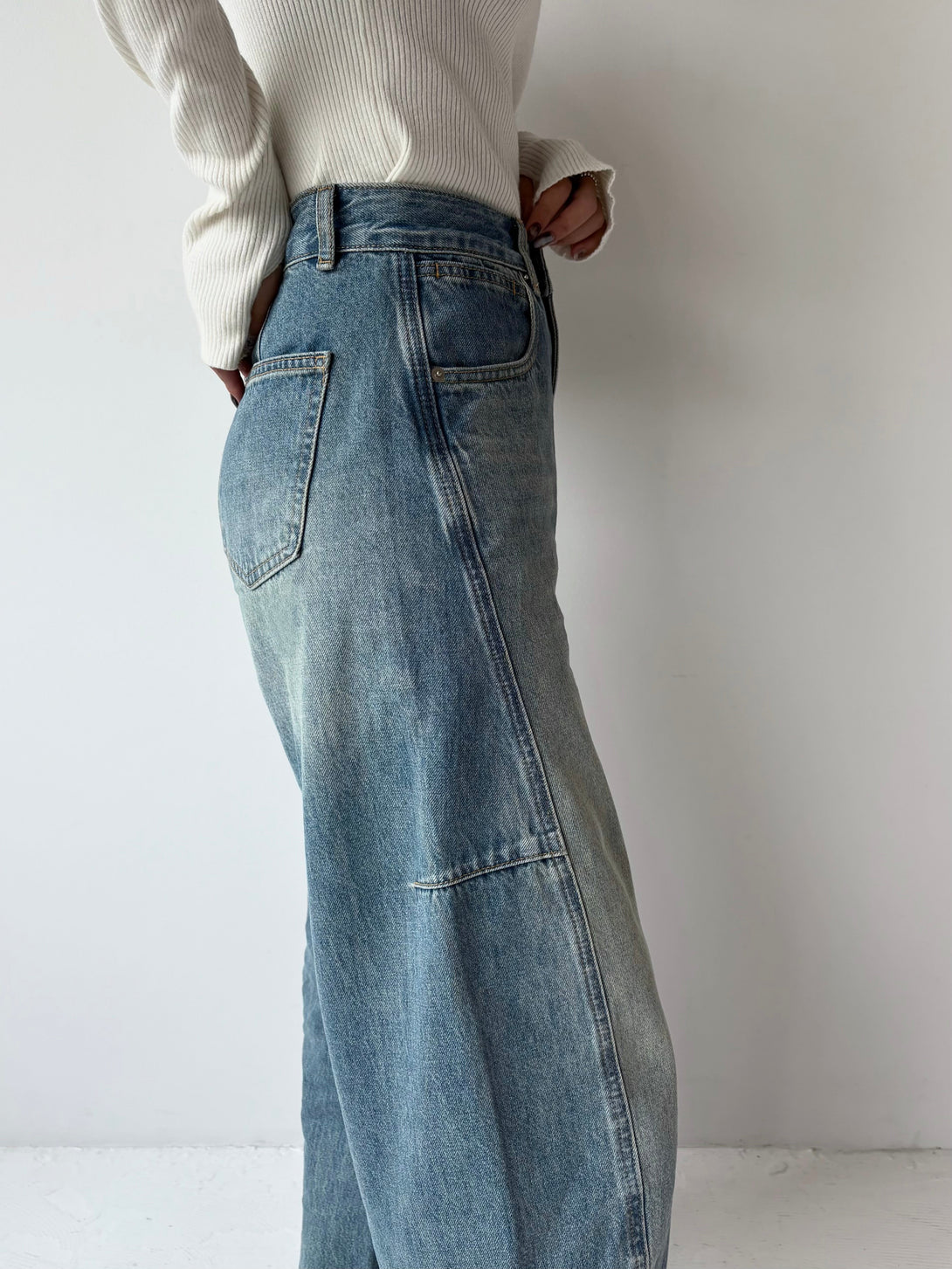 model 160cm / size M