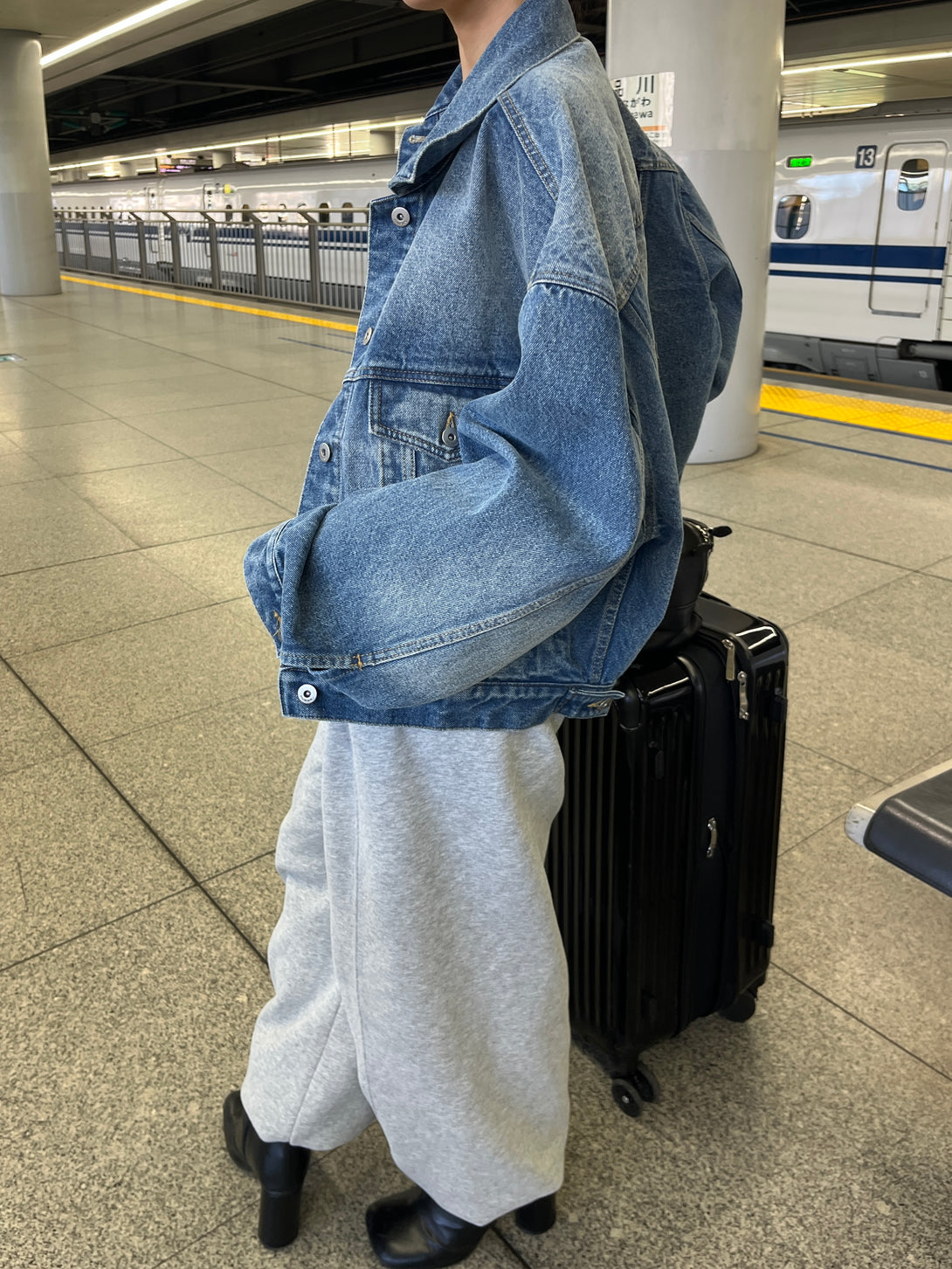 model 155cm / size free