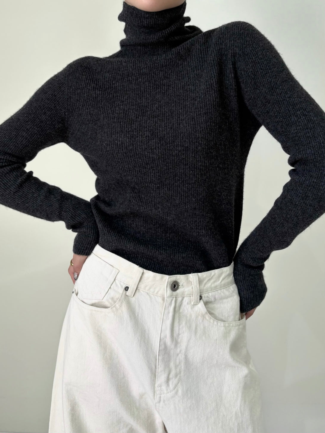 model 155cm / size free