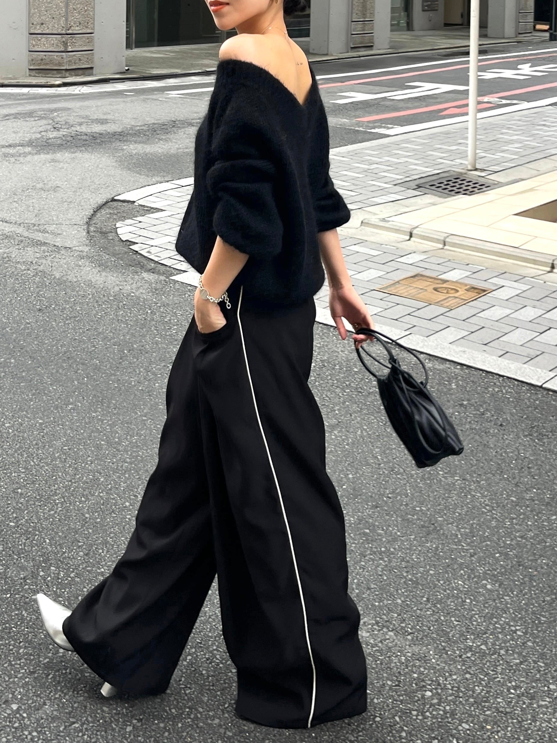 LINE LOOSE TUCK PANTS | efu(エフ)official通販サイト – efu