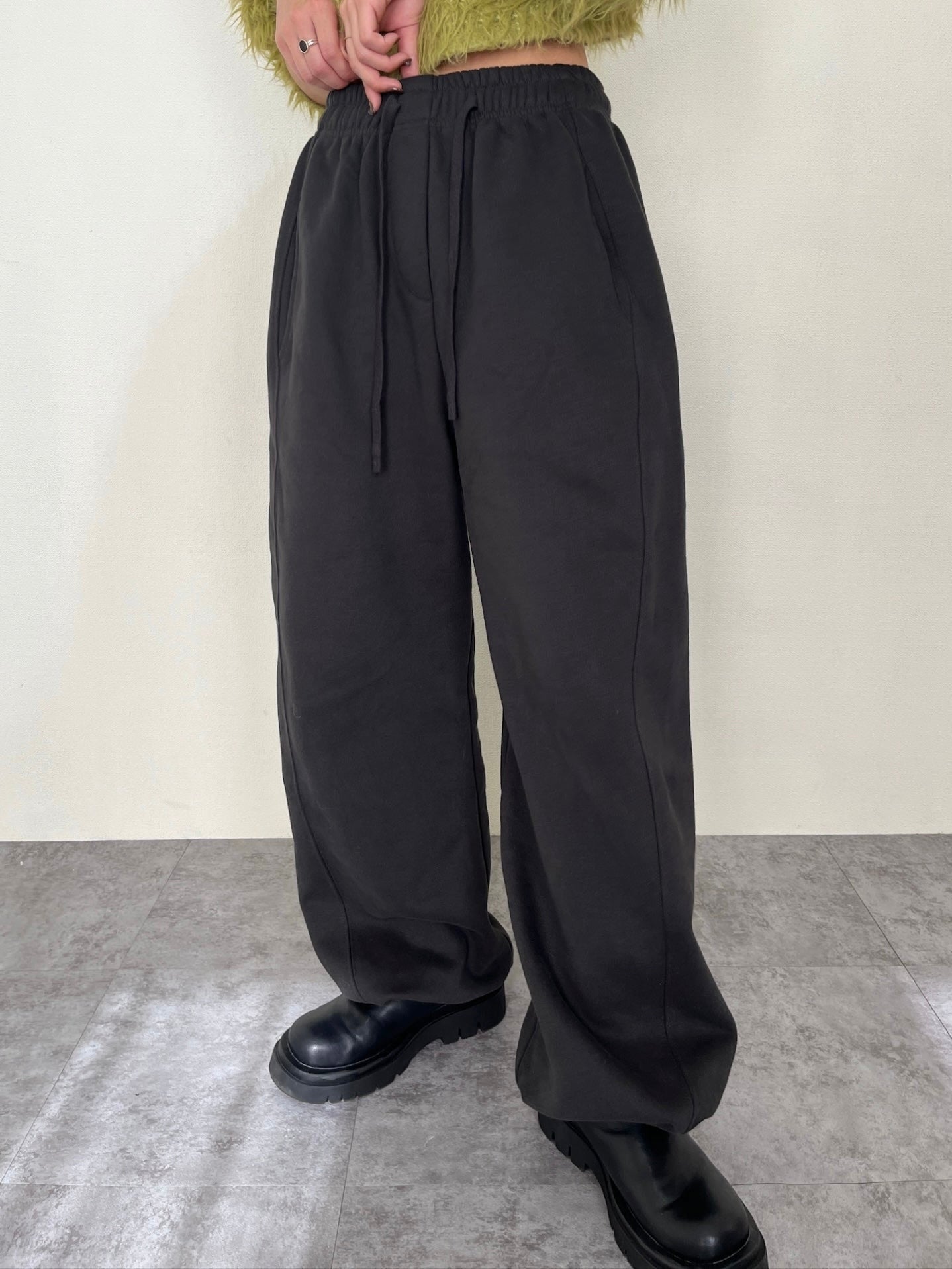 値下‼️【efu】LINE SWEAT PANTS 完売品 2Way Stretch Side 2 Line Warm Sweat Pants --Black – LÝFT