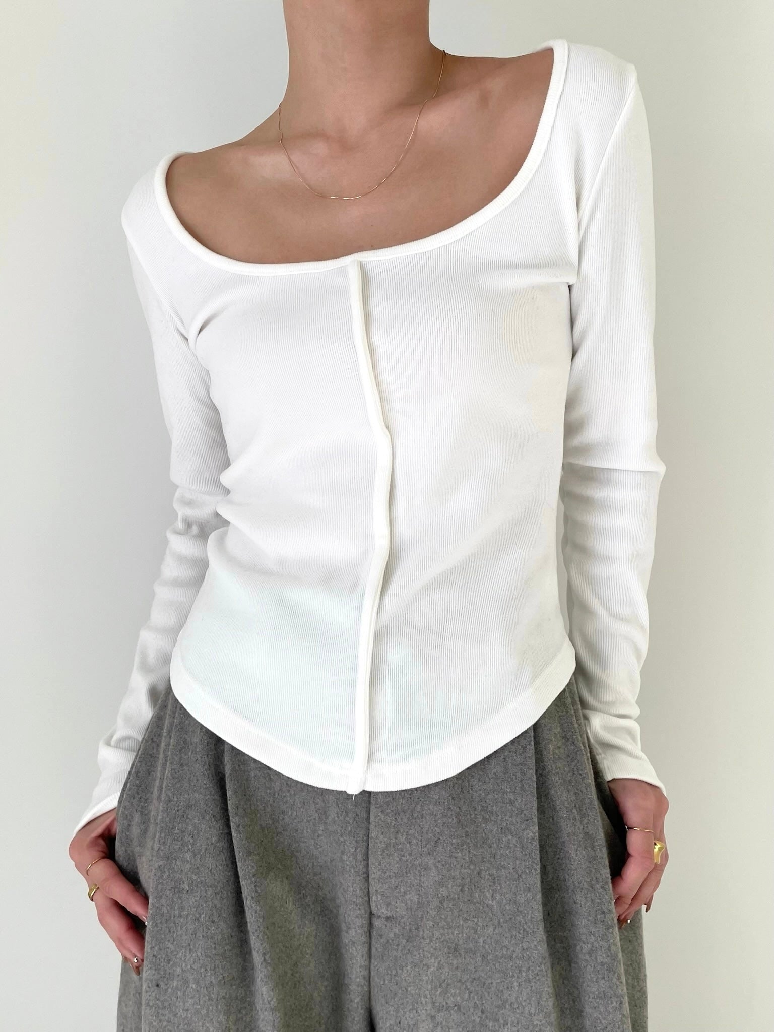 トップス efu BRUSHED SQUARE NECK TOP TOPS | efu(エフ)official通販サイト – efu official