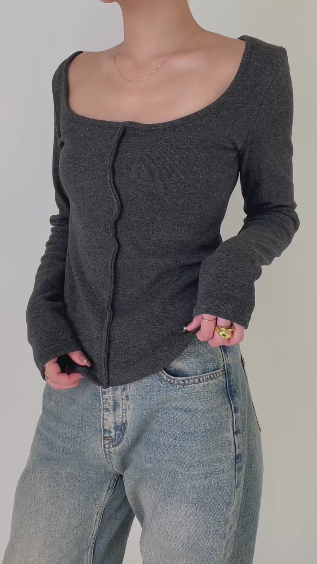 BRUSHED SQUARE NECK TOP | efu(エフ)official通販サイト – efu official