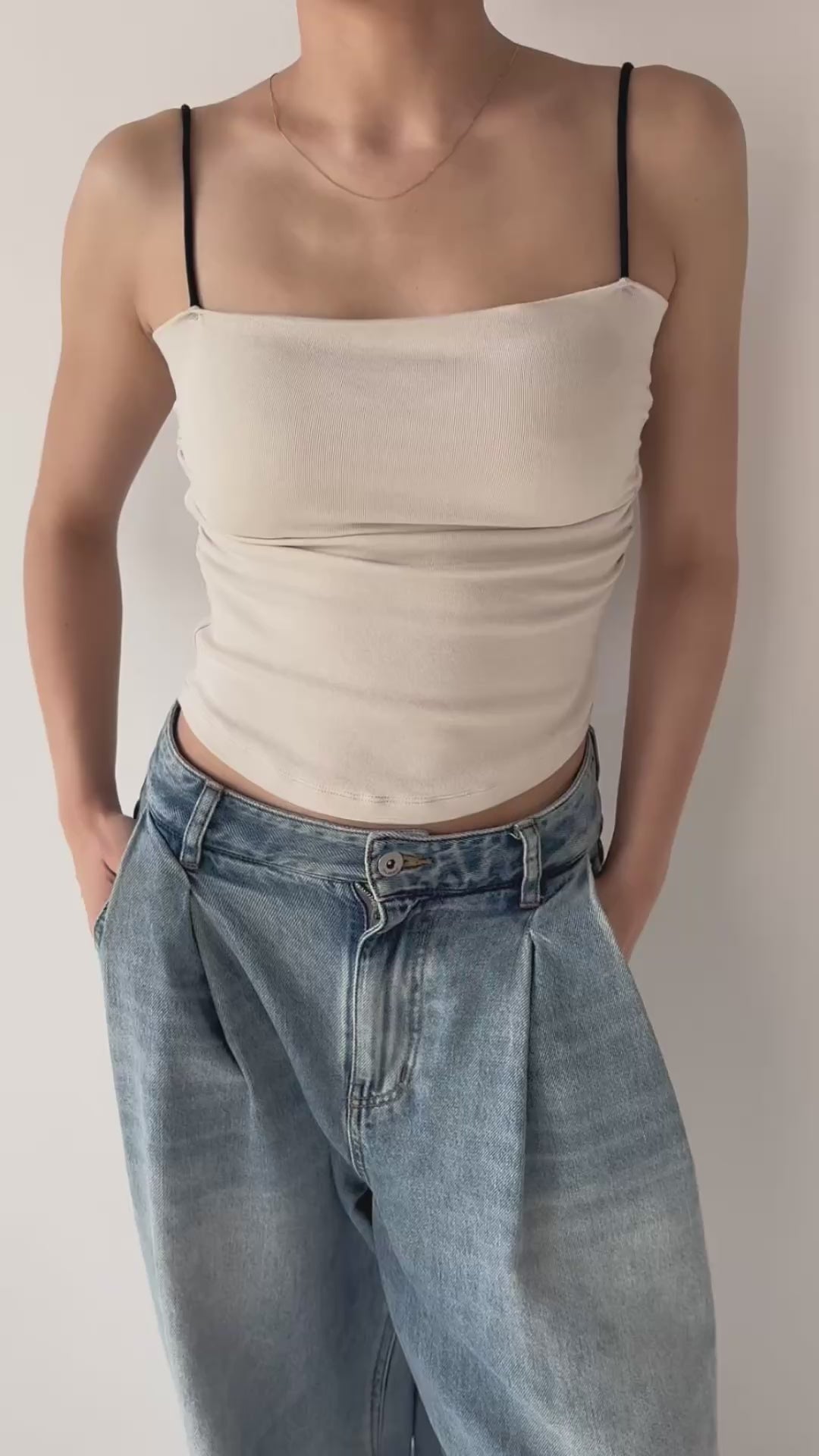 PAD IN GATHER CAMISOLE | efu(エフ)official通販サイト – efu official